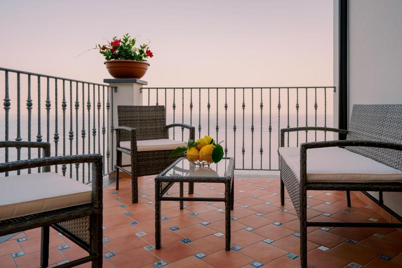 Alone Amalfi Villa Екстериор снимка